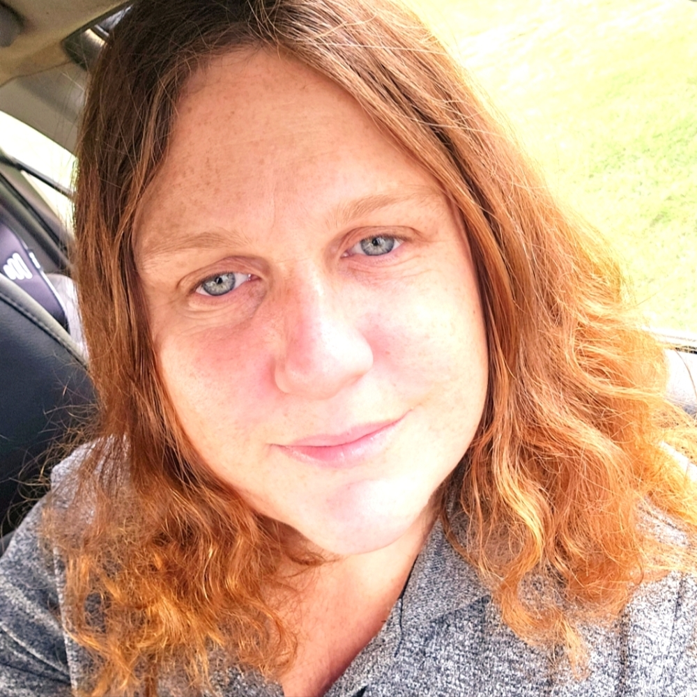 Meet your Posher, Courtney